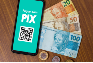 PIX E CARTÃO